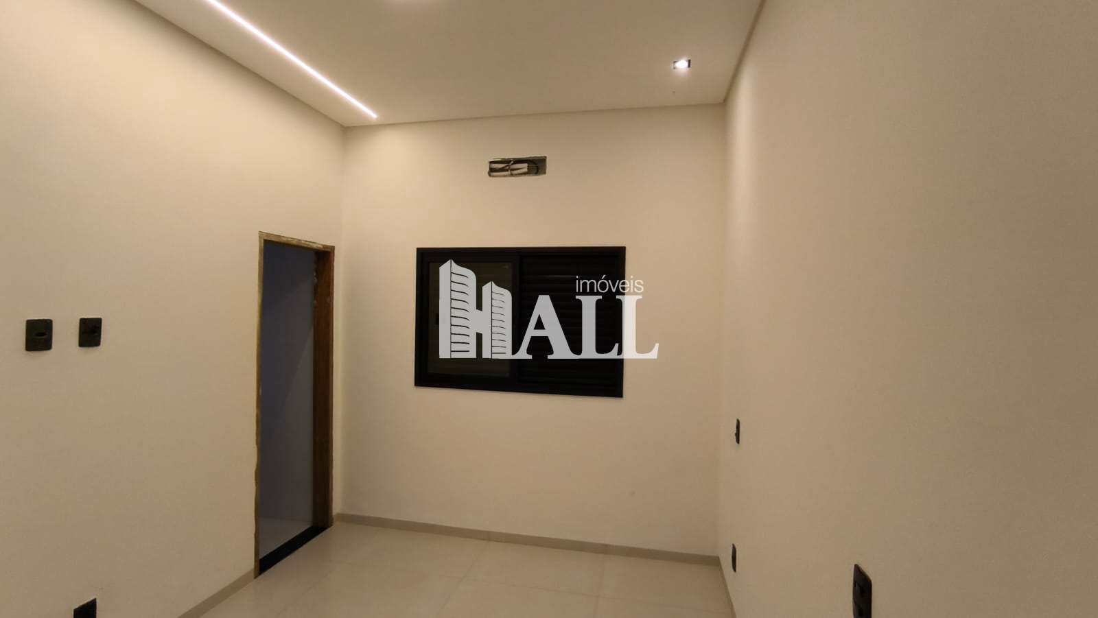 Casa de Condomínio à venda com 3 quartos, 207m² - Foto 4