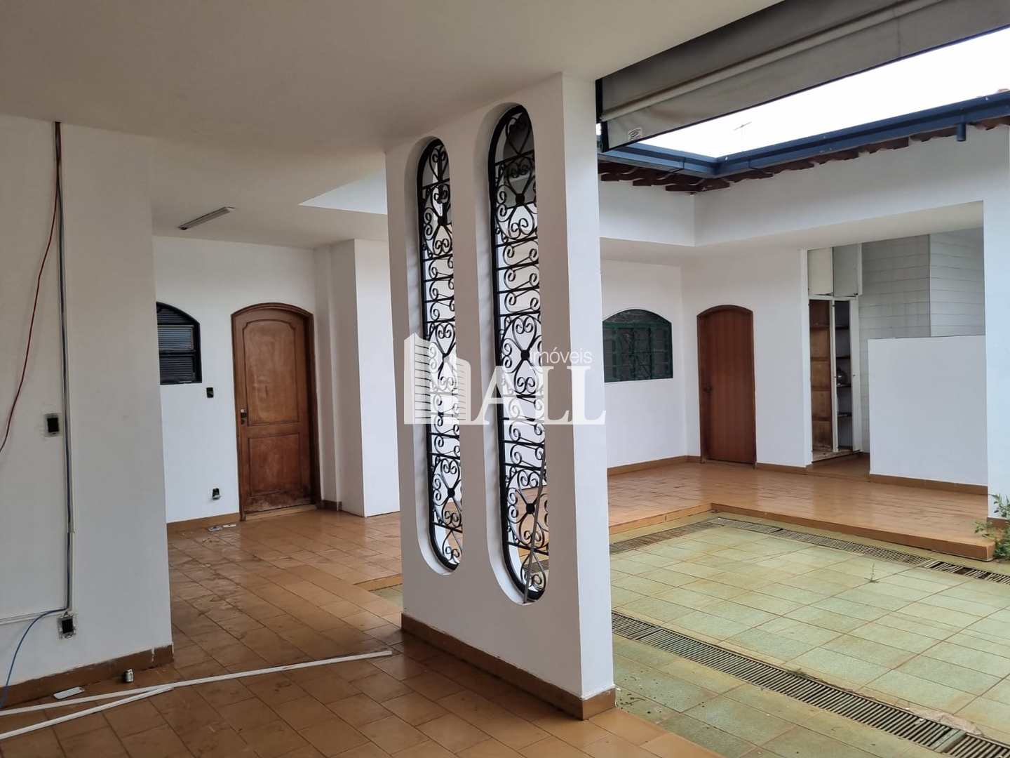 Sobrado à venda com 4 quartos, 403m² - Foto 4