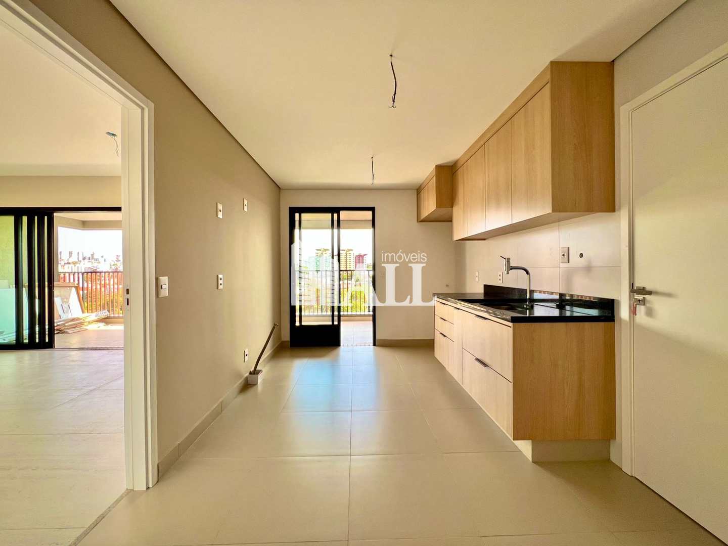 Apartamento à venda com 3 quartos, 141m² - Foto 14