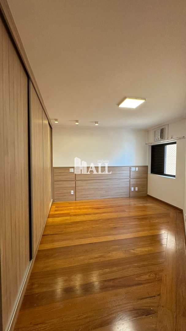 Apartamento à venda com 3 quartos, 230m² - Foto 13