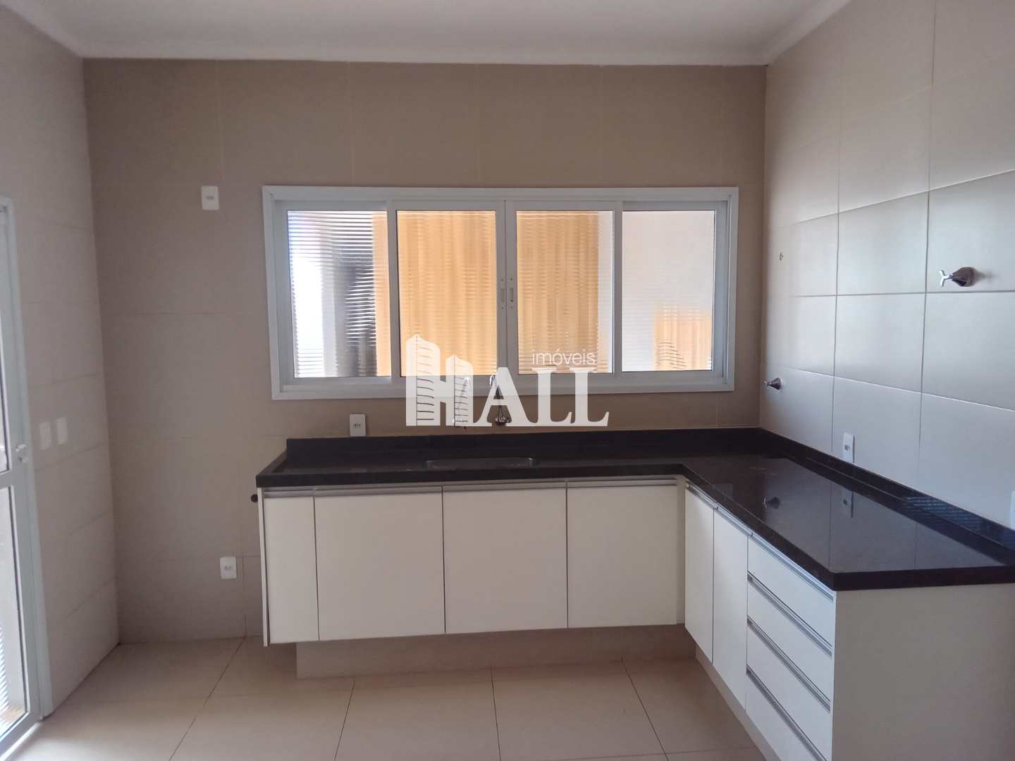 Sobrado à venda com 4 quartos, 380m² - Foto 8