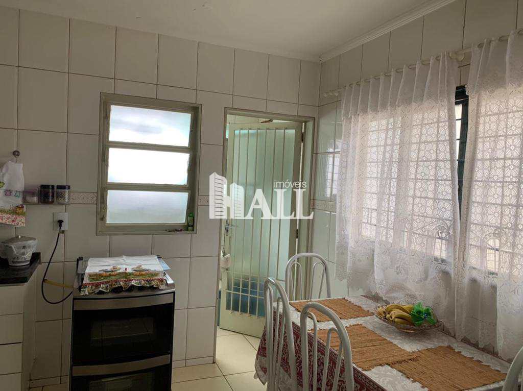 Apartamento à venda com 2 quartos, 67m² - Foto 3