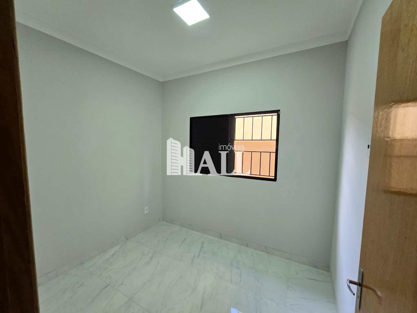 Casa à venda com 3 quartos, 110m² - Foto 5