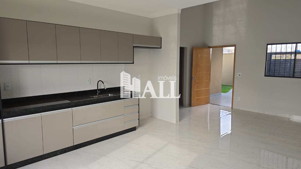 Casa à venda com 3 quartos, 110m² - Foto 4