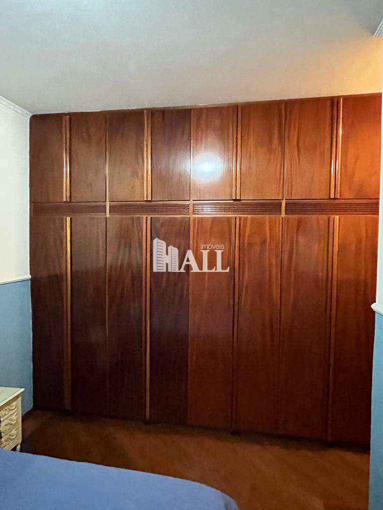 Casa à venda com 3 quartos, 370m² - Foto 9