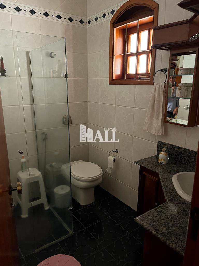 Casa à venda com 3 quartos, 370m² - Foto 11