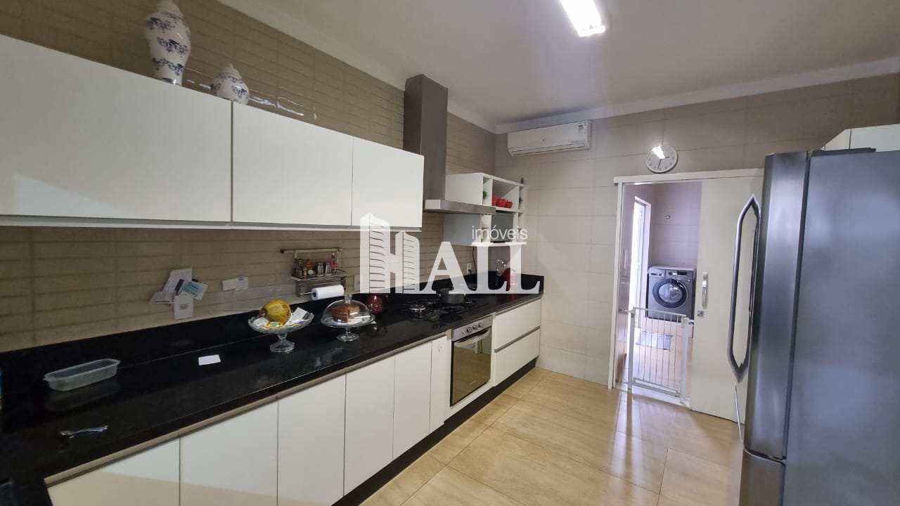 Casa de Condomínio à venda com 4 quartos, 275m² - Foto 12