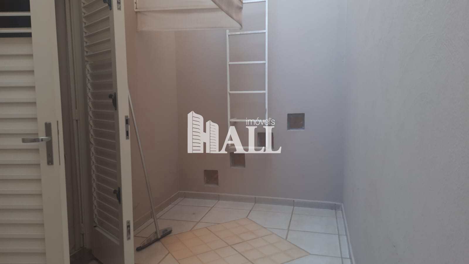 Sobrado à venda com 3 quartos, 284m² - Foto 18