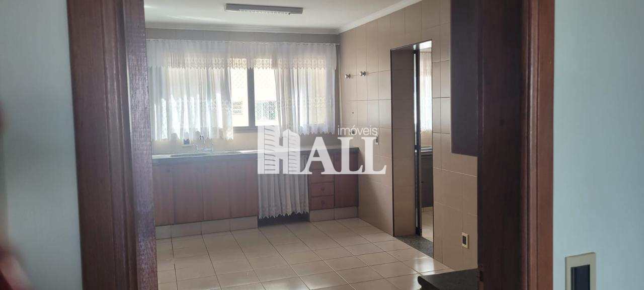 Apartamento à venda com 4 quartos, 140m² - Foto 5