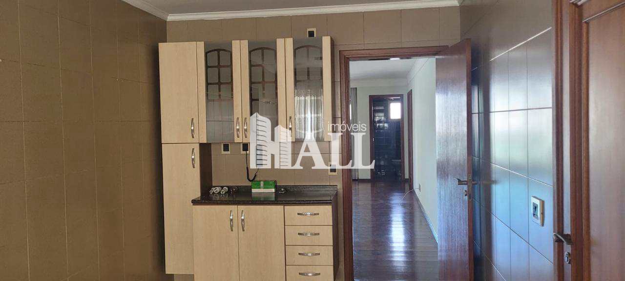 Apartamento à venda com 4 quartos, 140m² - Foto 6