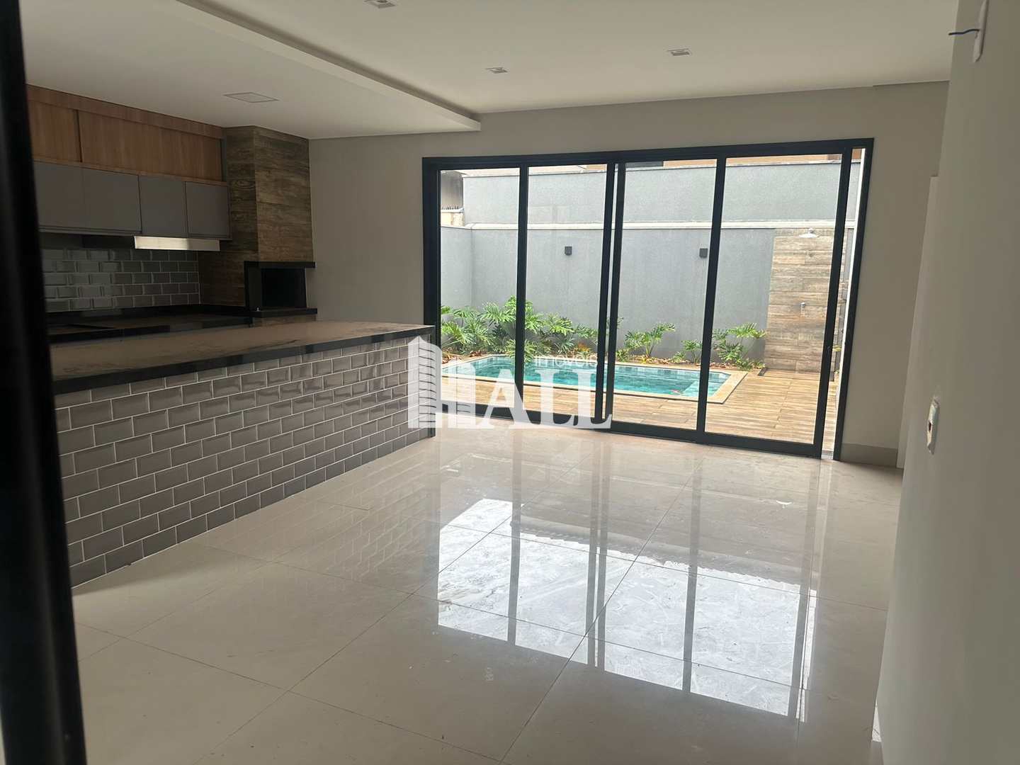 Casa de Condomínio à venda com 3 quartos, 217m² - Foto 5