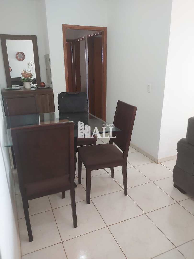 Apartamento à venda com 2 quartos, 80m² - Foto 2