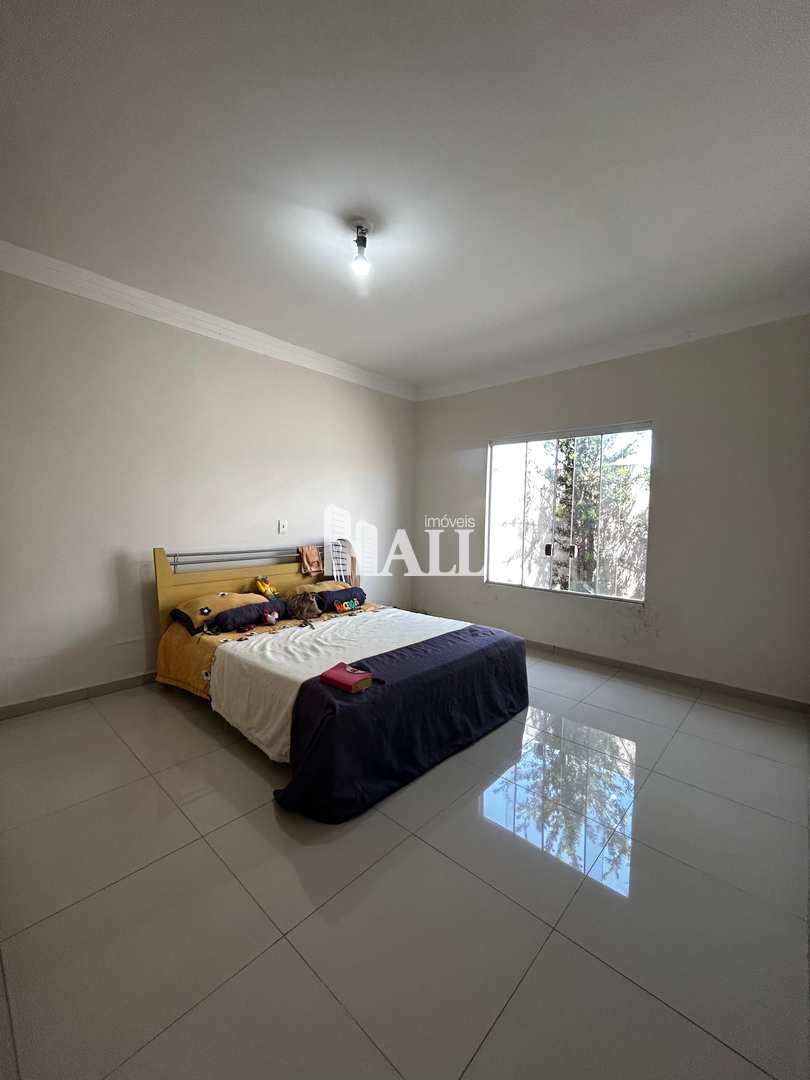 Casa de Condomínio à venda com 3 quartos, 226m² - Foto 18