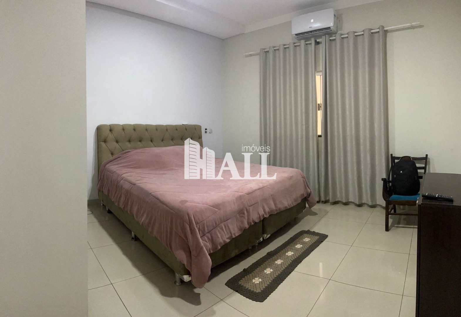 Casa à venda com 2 quartos, 170m² - Foto 4