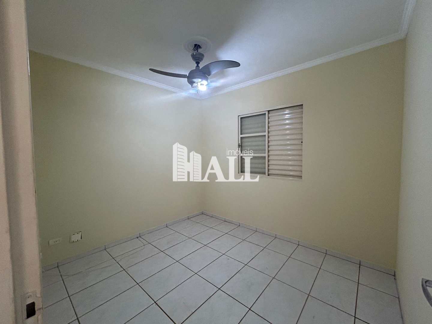 Casa à venda com 3 quartos, 180m² - Foto 8