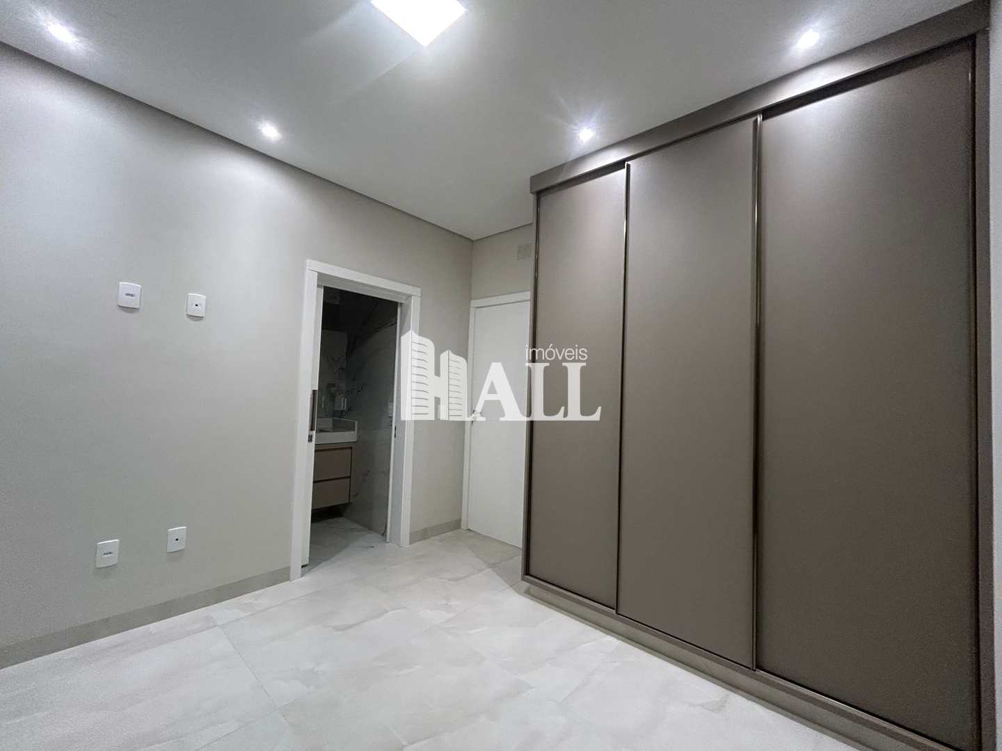 Casa de Condomínio à venda com 3 quartos, 213m² - Foto 8