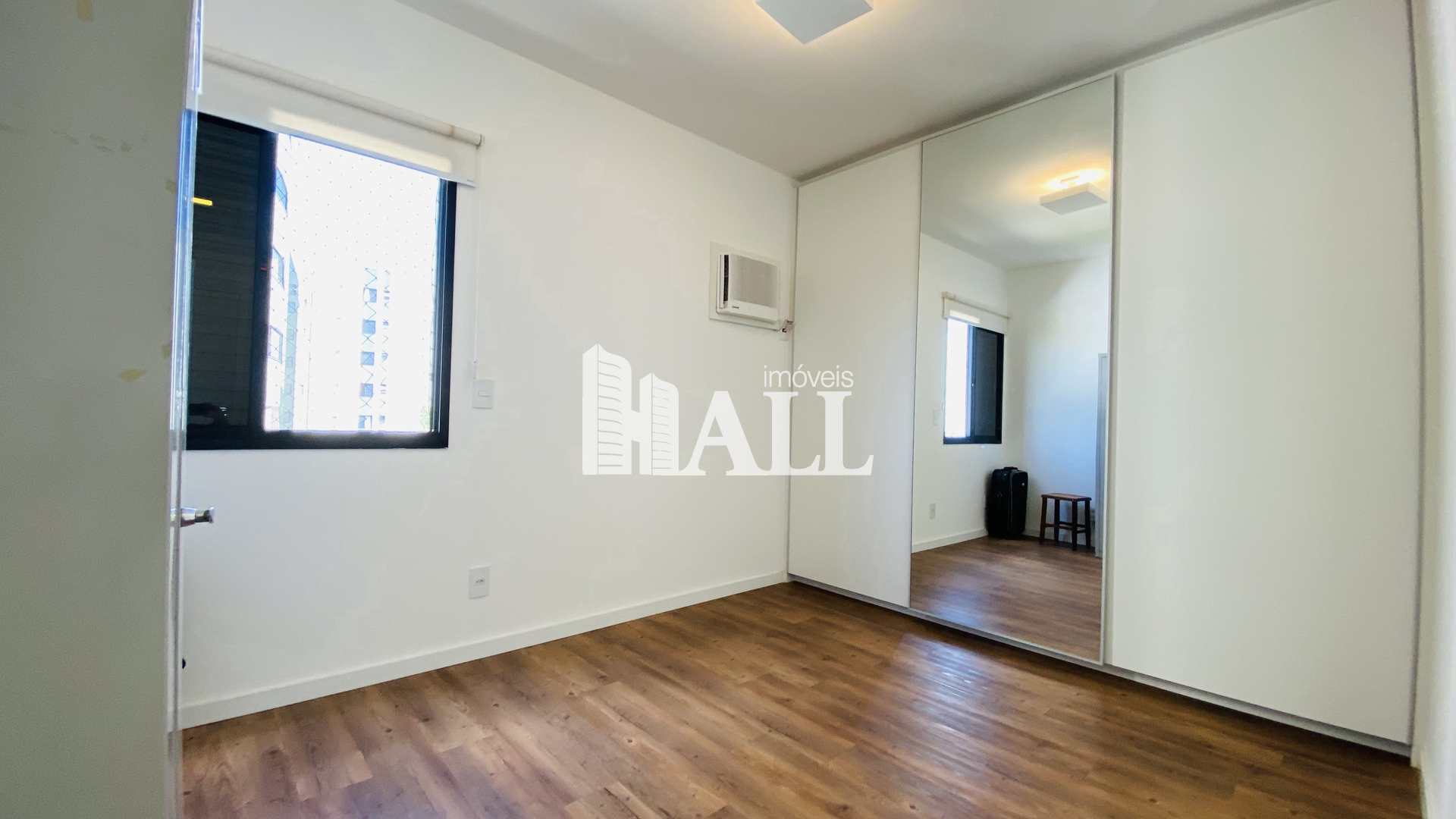 Apartamento à venda com 3 quartos, 158m² - Foto 11