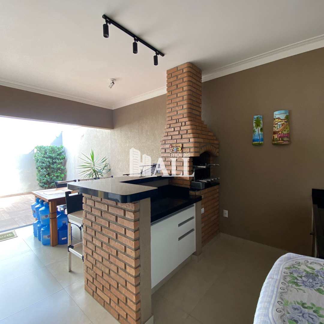 Casa à venda com 2 quartos, 200m² - Foto 15