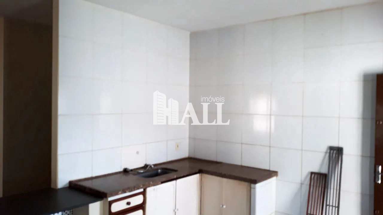 Casa à venda com 5 quartos, 250m² - Foto 15