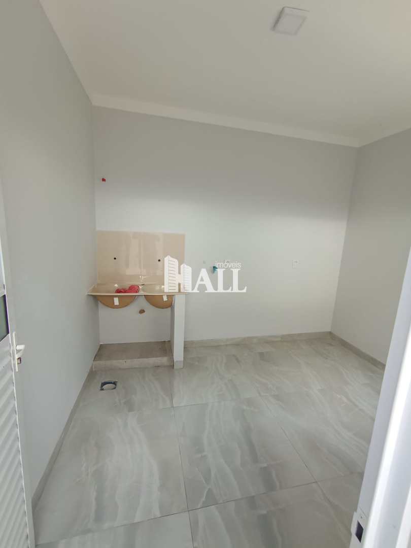 Casa à venda com 3 quartos, 200m² - Foto 17