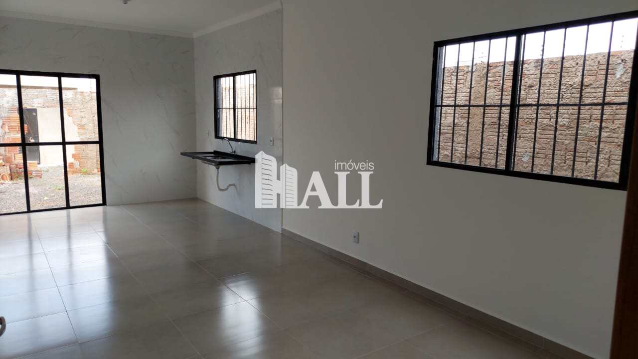 Casa à venda com 3 quartos, 200m² - Foto 4