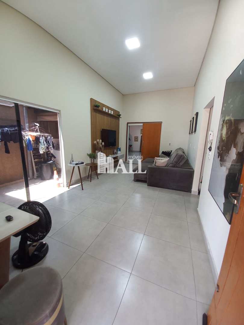 Casa à venda com 2 quartos, 120m² - Foto 4