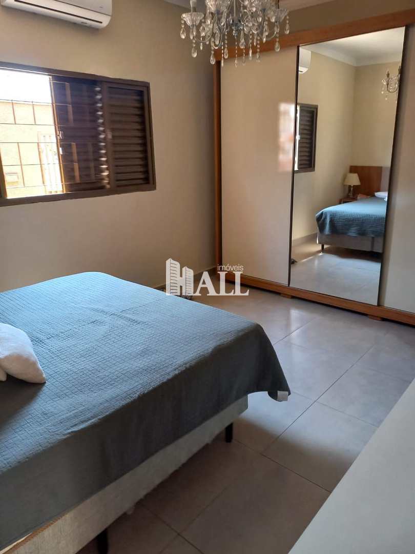 Casa à venda com 2 quartos, 120m² - Foto 12