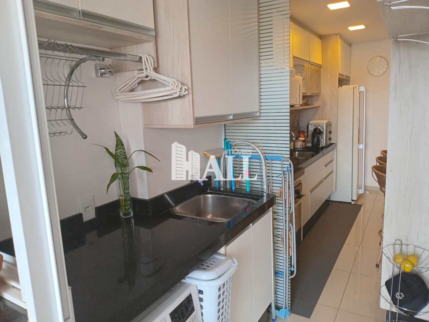 Apartamento à venda com 2 quartos, 70m² - Foto 7