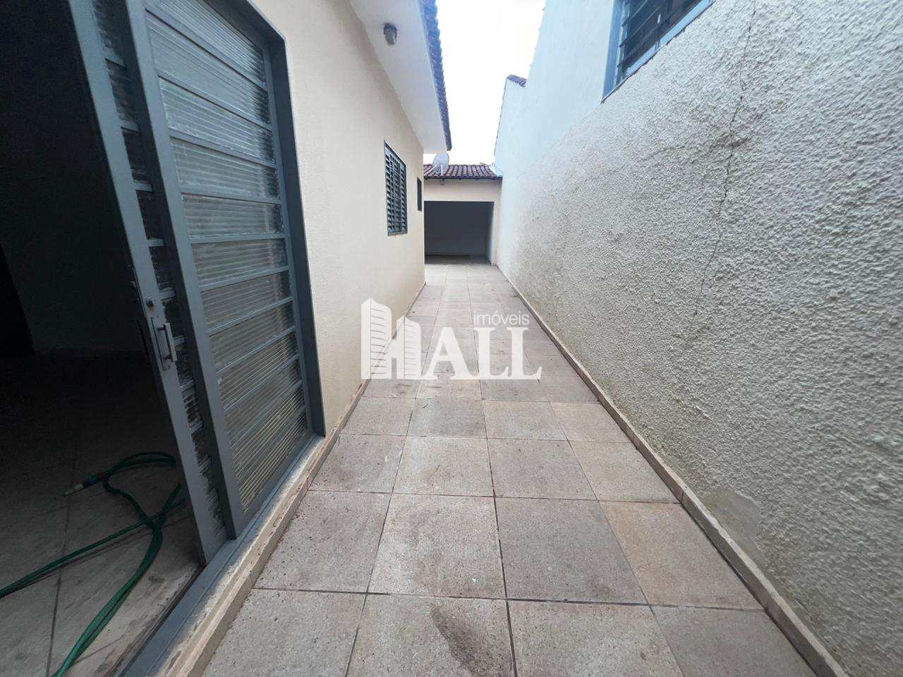 Casa à venda com 3 quartos, 250m² - Foto 9