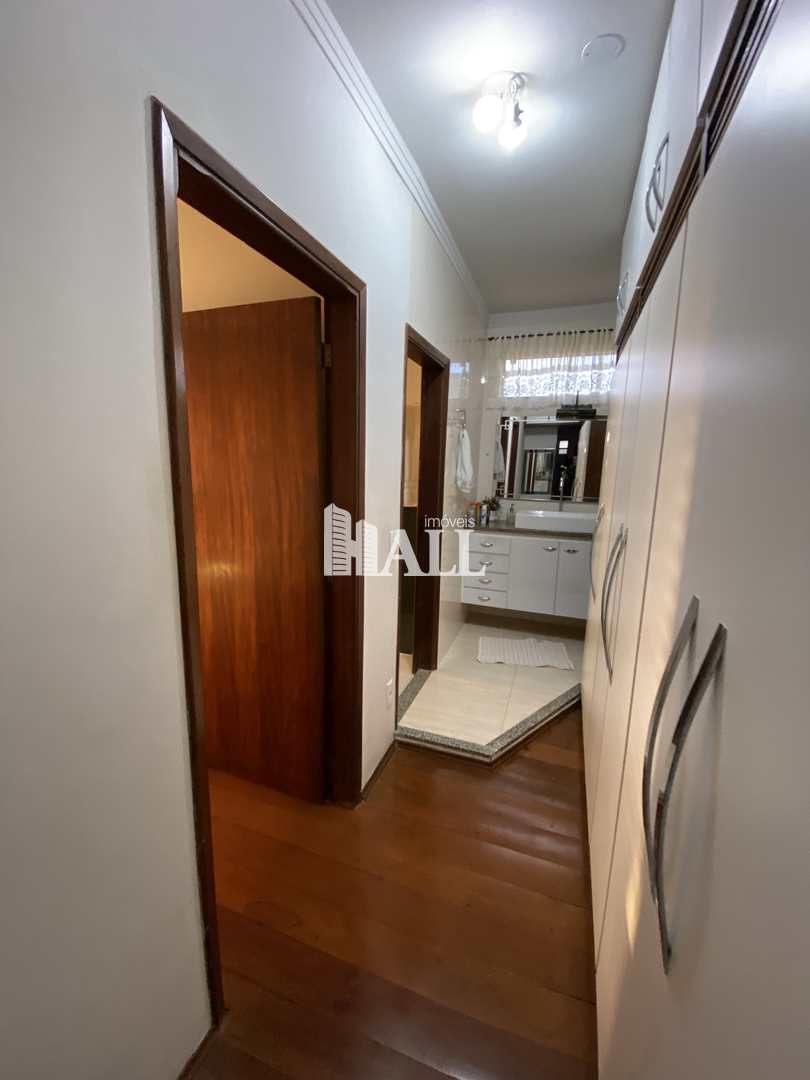 Casa à venda com 3 quartos, 420m² - Foto 27