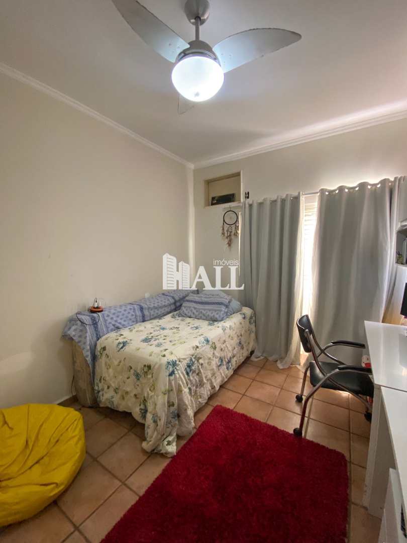 Casa à venda com 3 quartos, 450m² - Foto 11