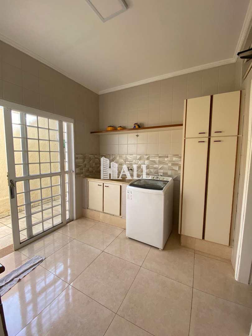 Casa à venda com 3 quartos, 450m² - Foto 19