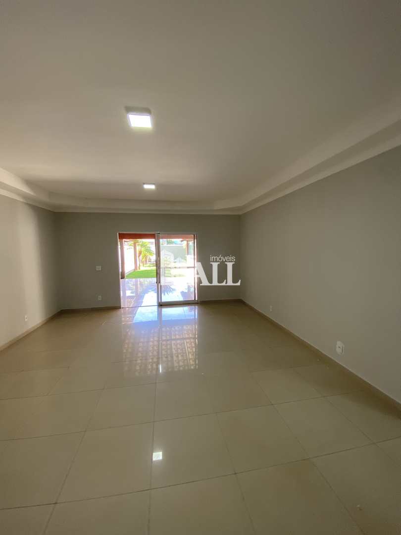 Casa à venda com 3 quartos, 320m² - Foto 32