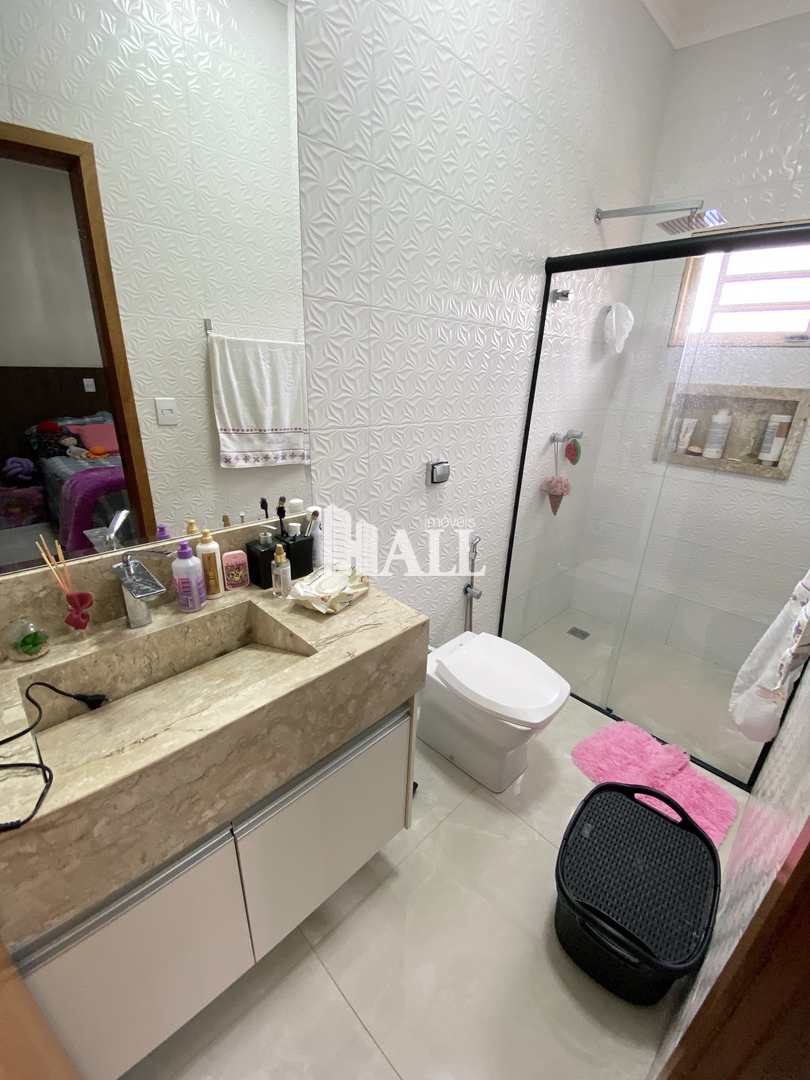 Casa à venda com 3 quartos, 200m² - Foto 19