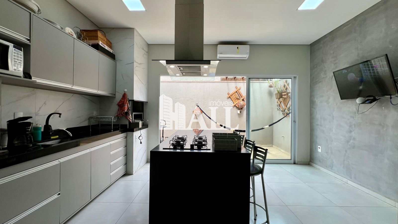 Casa à venda com 2 quartos, 98m² - Foto 8