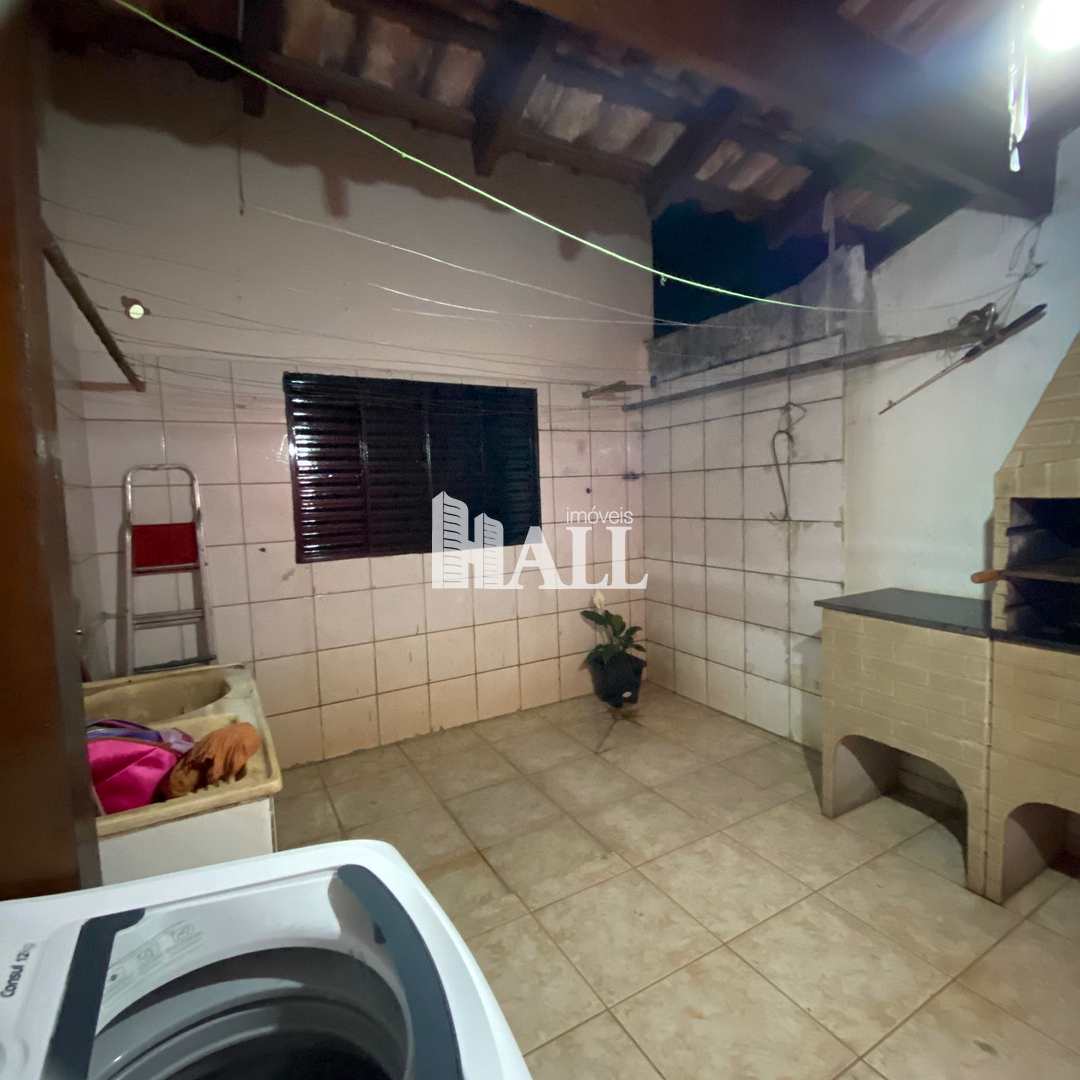 Casa à venda com 2 quartos, 100m² - Foto 10