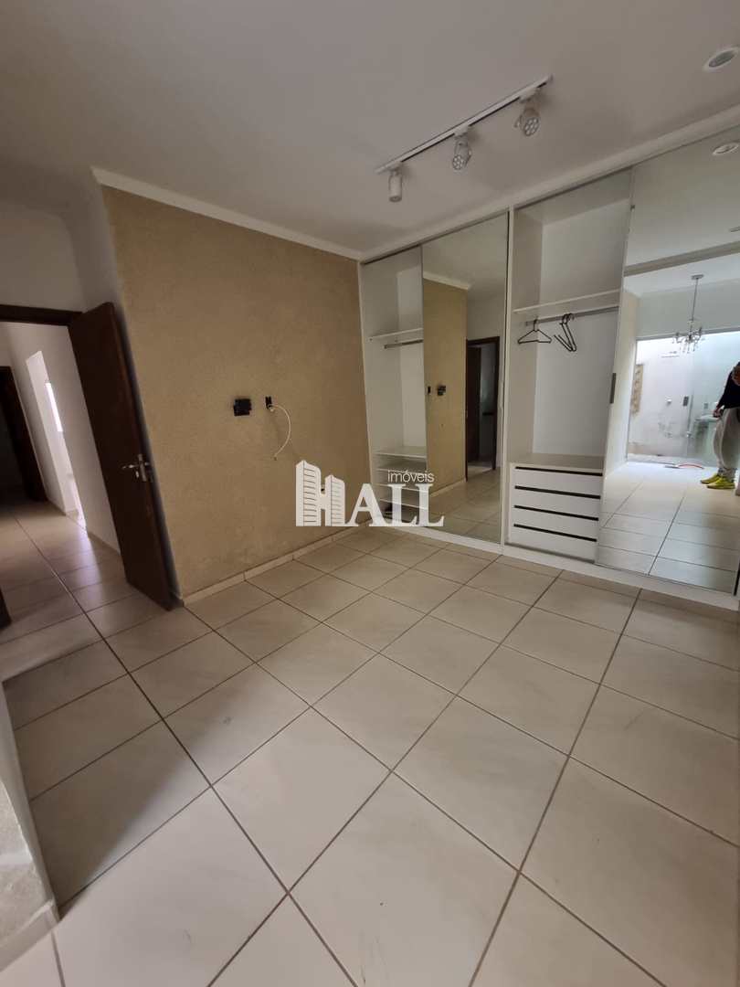 Casa à venda com 3 quartos, 200m² - Foto 9