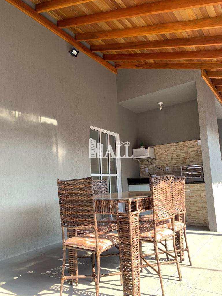 Casa à venda com 3 quartos, 200m² - Foto 5