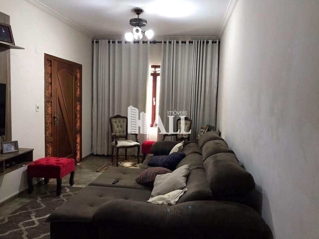 Casa à venda com 3 quartos, 180m² - Foto 3