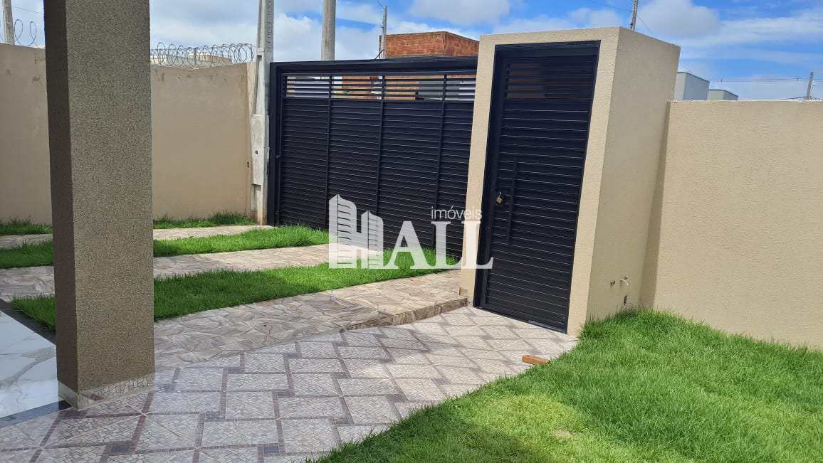 Casa à venda com 3 quartos, 283m² - Foto 1