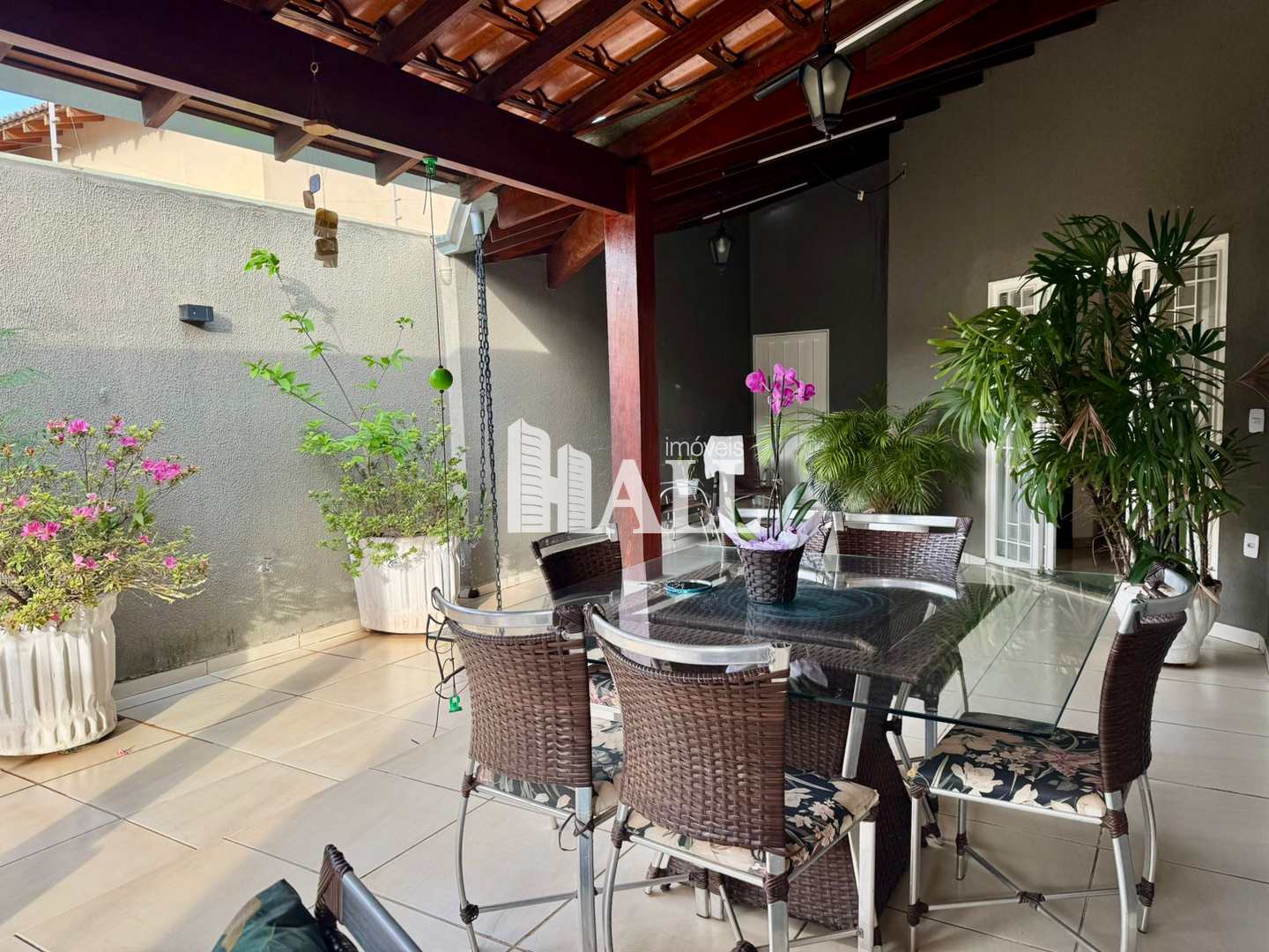 Casa à venda com 3 quartos, 270m² - Foto 4