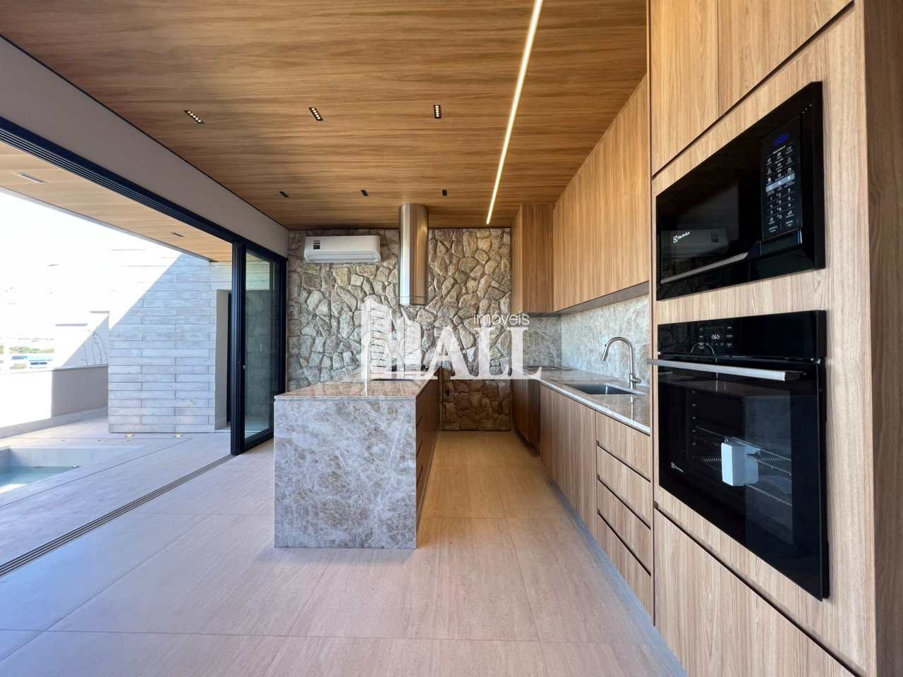 Casa com 3 quartos à venda, 177m² — foto 4 de 49