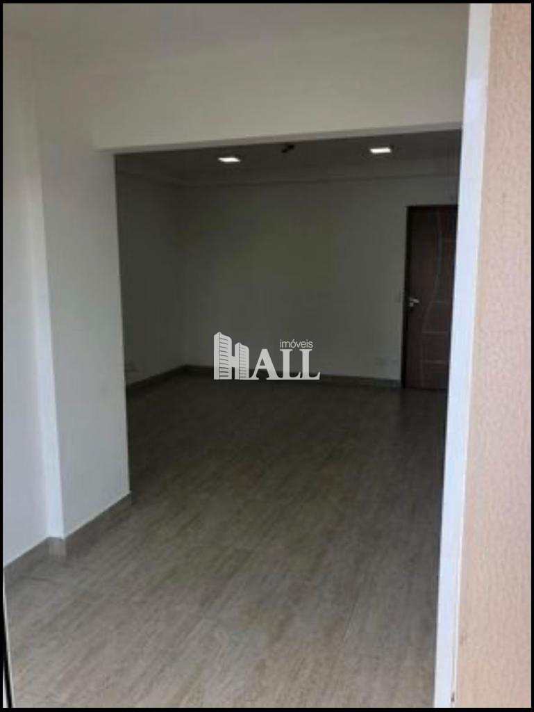 Apartamento à venda com 3 quartos, 83m² - Foto 2