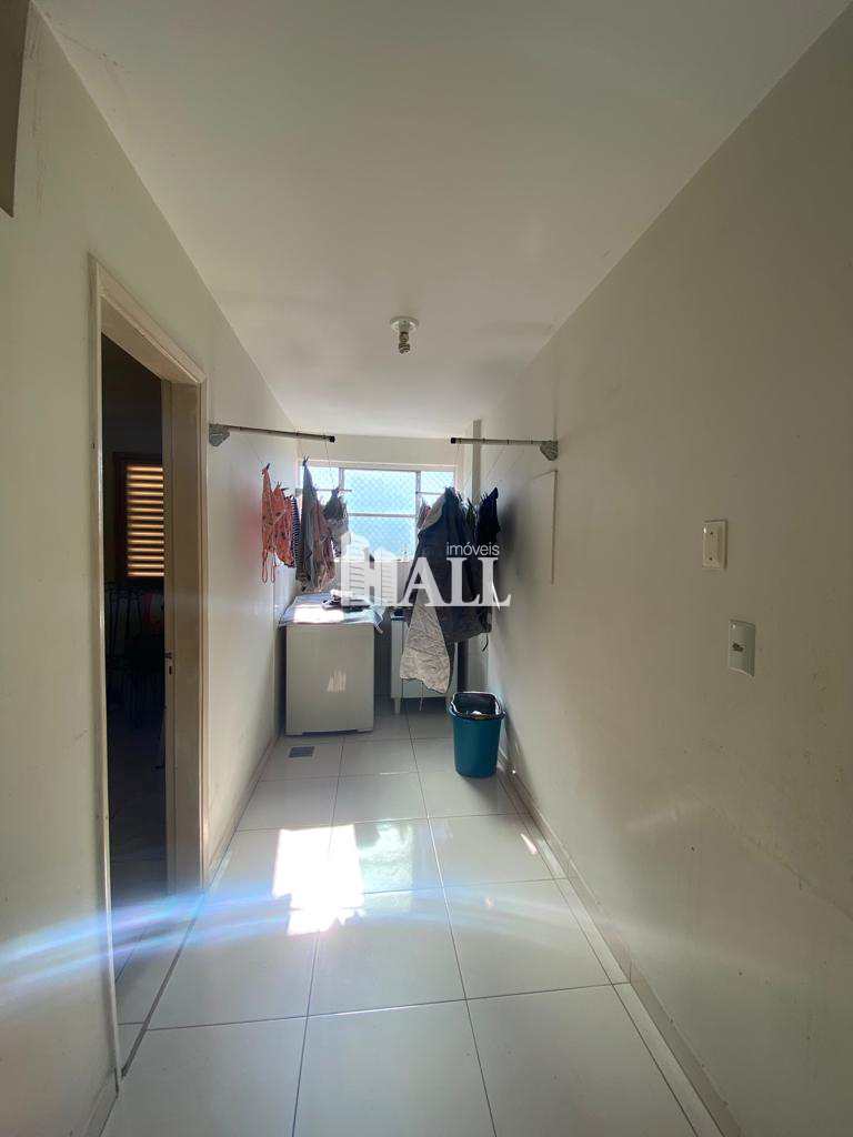 Apartamento à venda com 3 quartos, 121m² - Foto 9