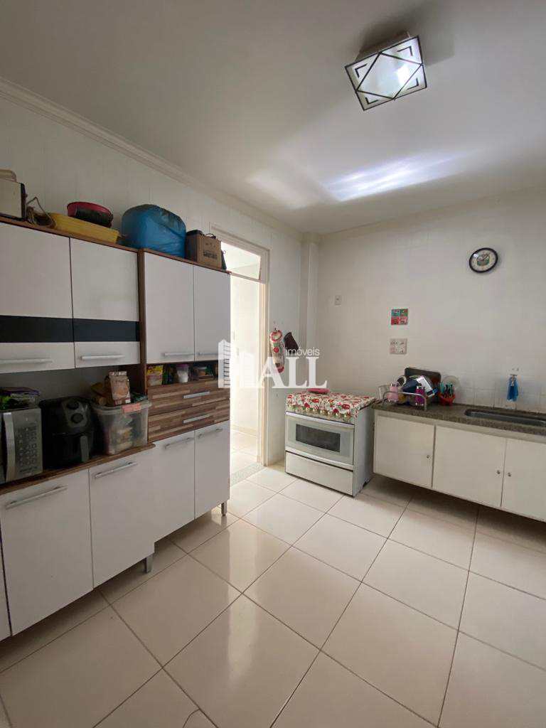 Apartamento à venda com 3 quartos, 121m² - Foto 15