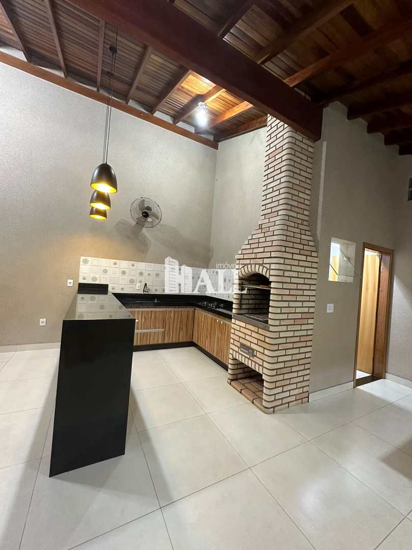 Casa à venda com 3 quartos, 165m² - Foto 10