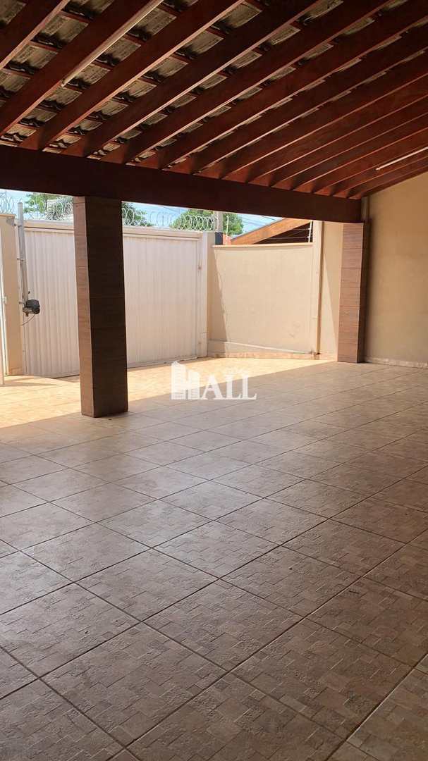 Casa à venda com 3 quartos, 168m² - Foto 7