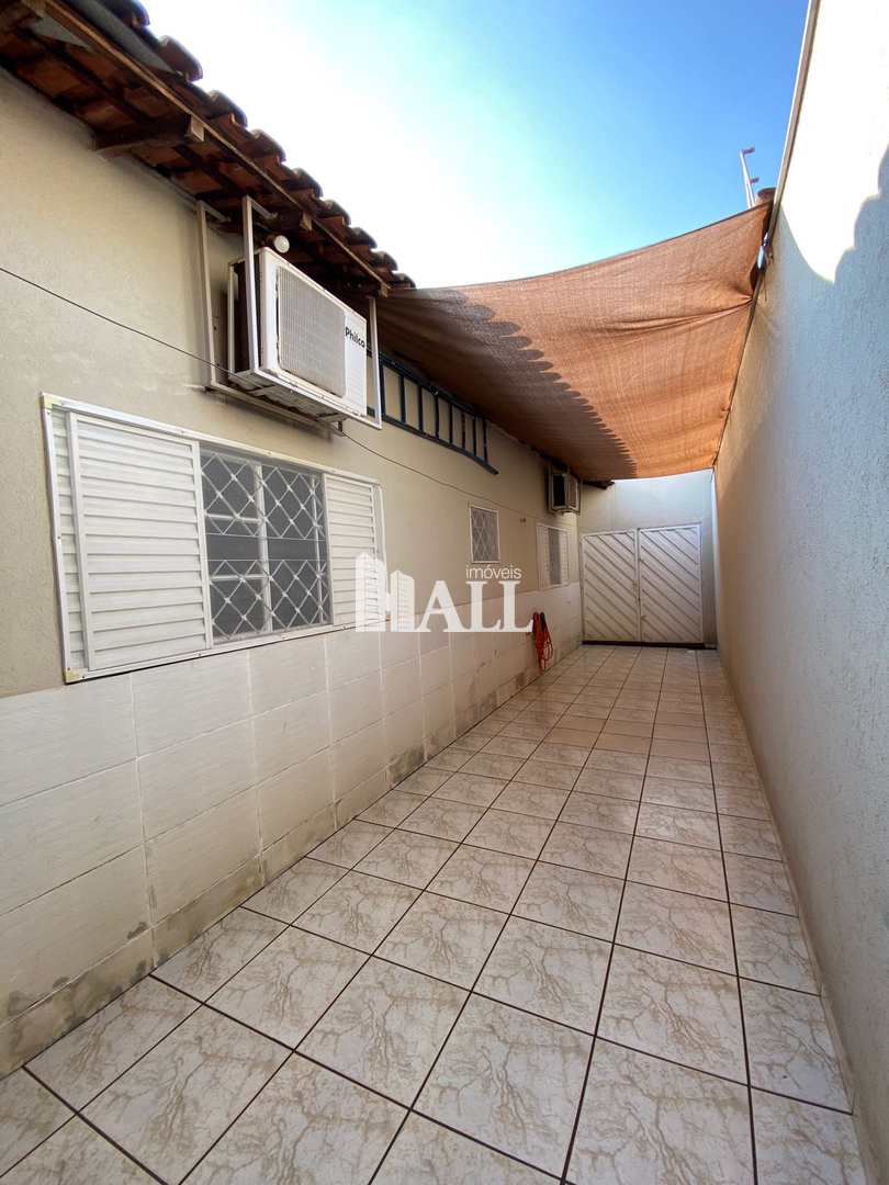 Casa à venda com 2 quartos, 125m² - Foto 17