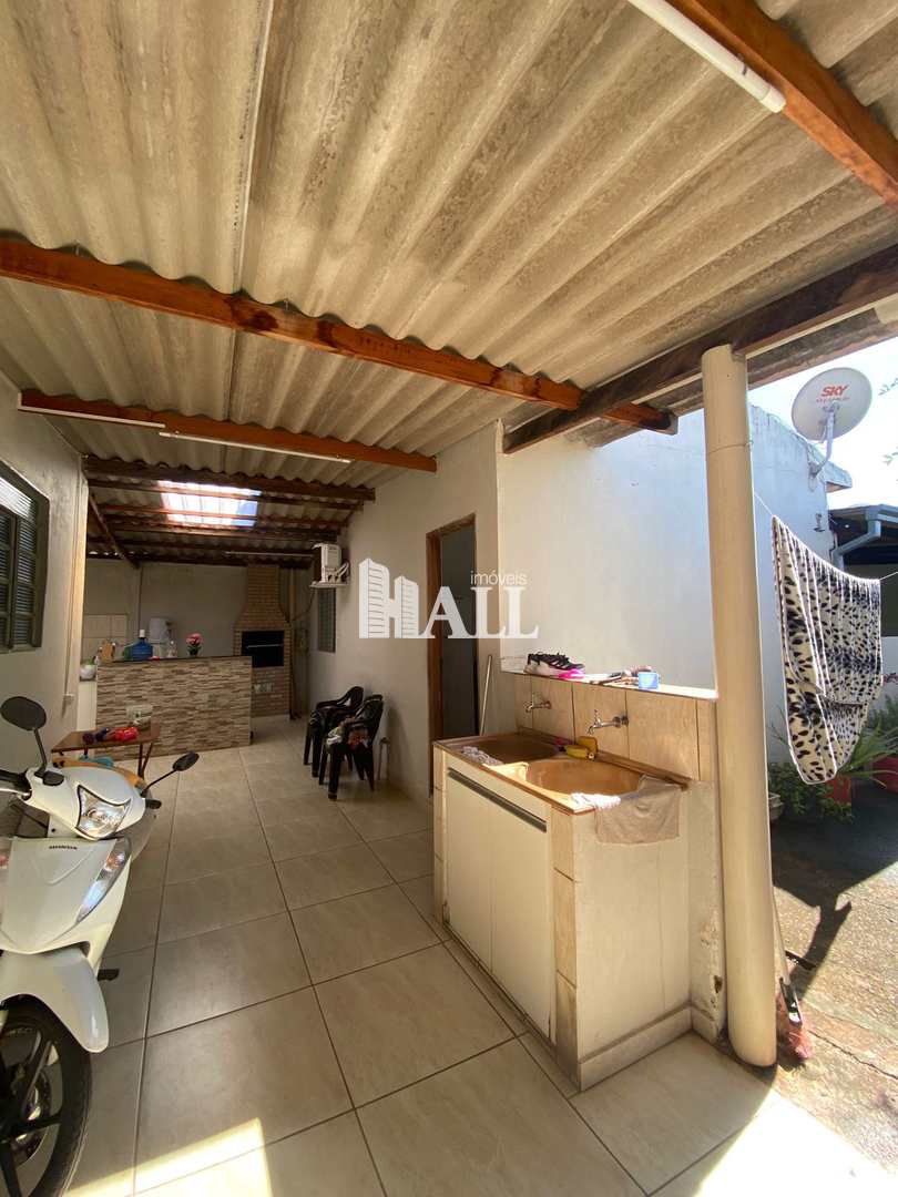 Casa à venda com 3 quartos, 200m² - Foto 17