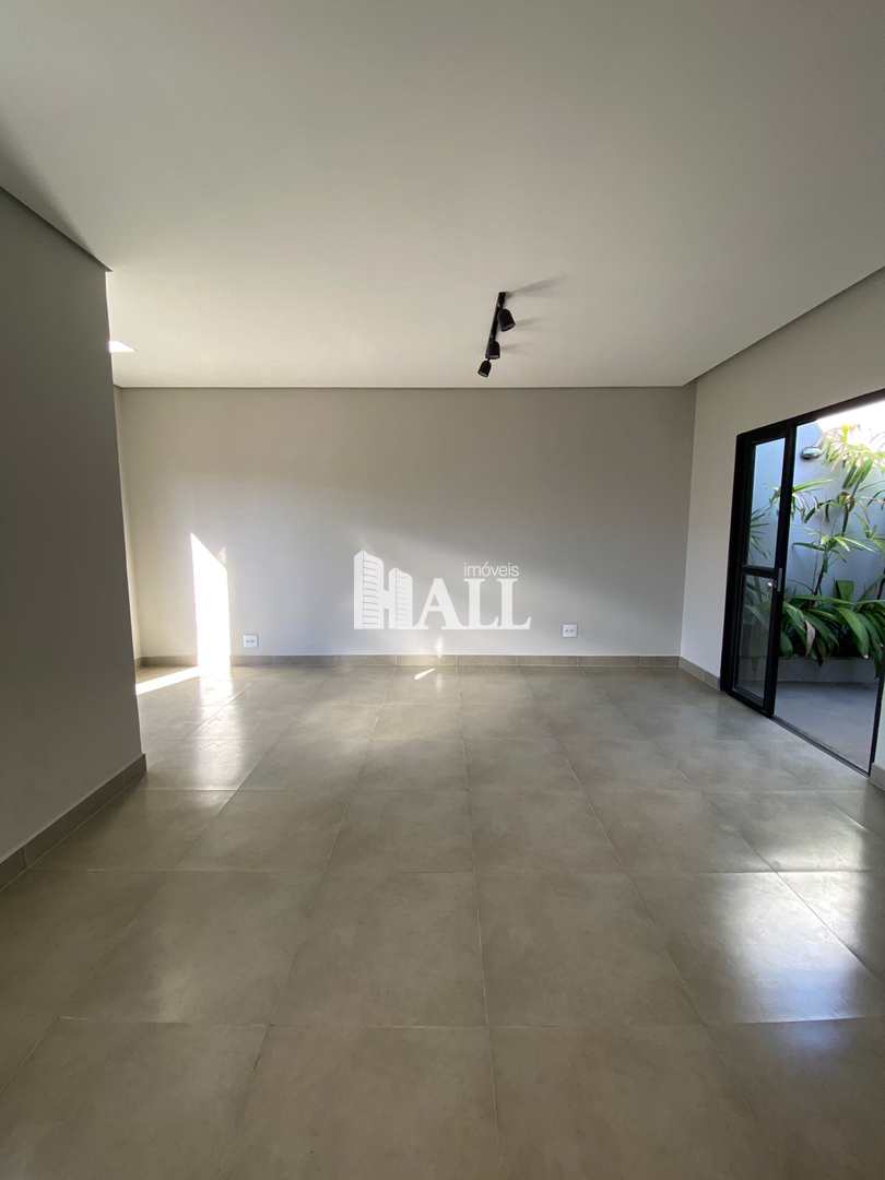 Casa à venda com 2 quartos, 82m² - Foto 3